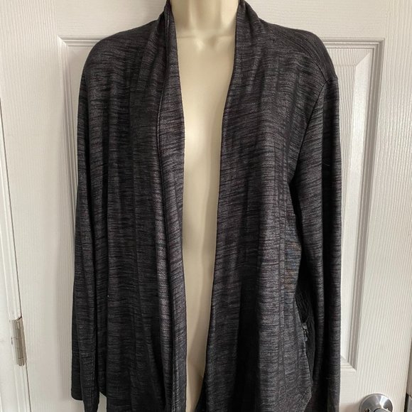 Black Tunic with lace style back - Picture 1 of 4